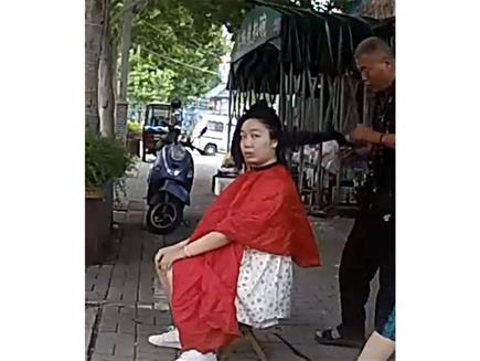 剪長頭發視頻（9）